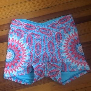 Wolven Threads crossover shorts amalfi print